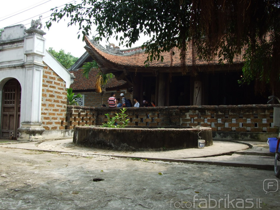 Duong Lam kaimo bendruomenes namas