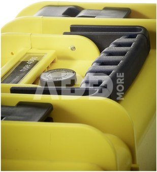 B&W International Type 4000 yellow incl. pre-cut foam