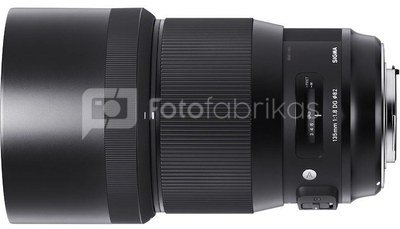 Sigma 135mm f1.8 DG HSM Art lens for Sony