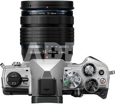 OM SYSTEM OM-5 + 12-45mm f/4 (Silver)
