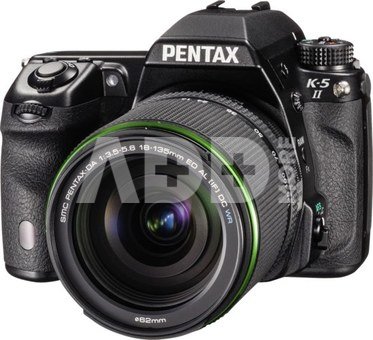 Pentax K-5 II + 18-135mm WR