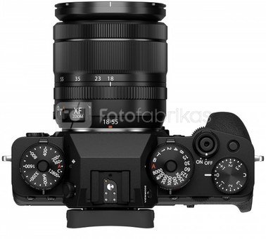Fujifilm X-T4 + XF 18-55mm juodas