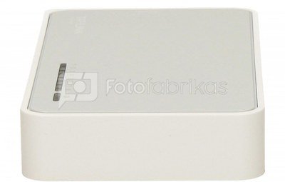 TP-LINK TL-SF 1008 D 8-port 10/100 Desktop Switch