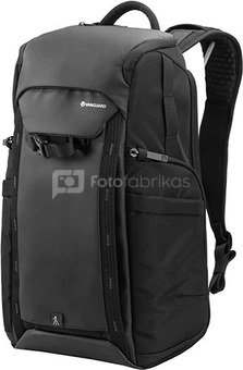 Vanguard VEO Adaptor R48 black Backpack with USB-A