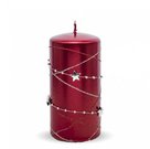 Žvakė raudona cilindro formos su žvaigždutėmis 14x7x7 cm 125876 KLD