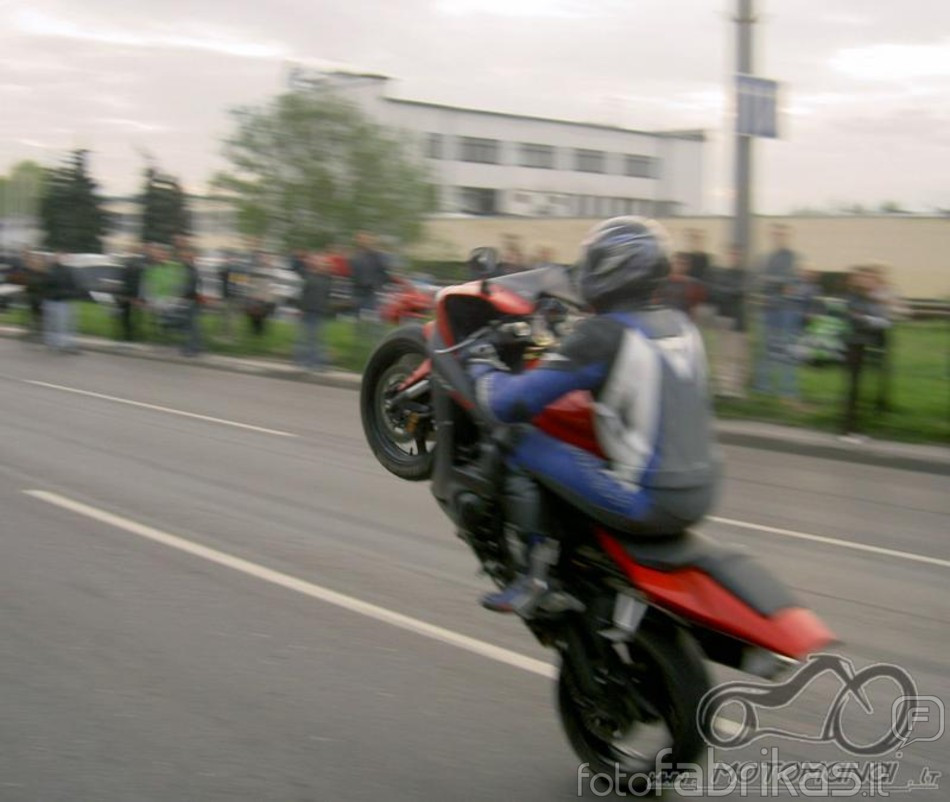 130km/h - motomanai.lt