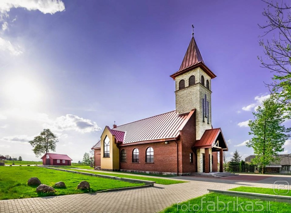 Patilčių Šv. Petro Išvadavimo bažnyčia