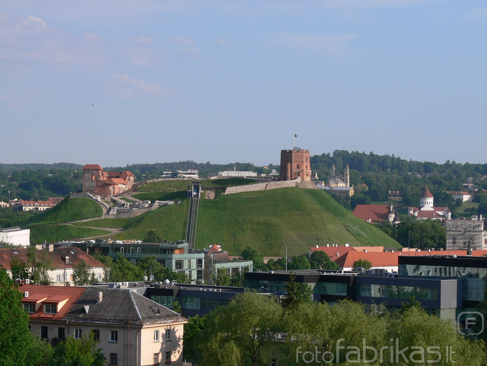 Vaizdas per langą
