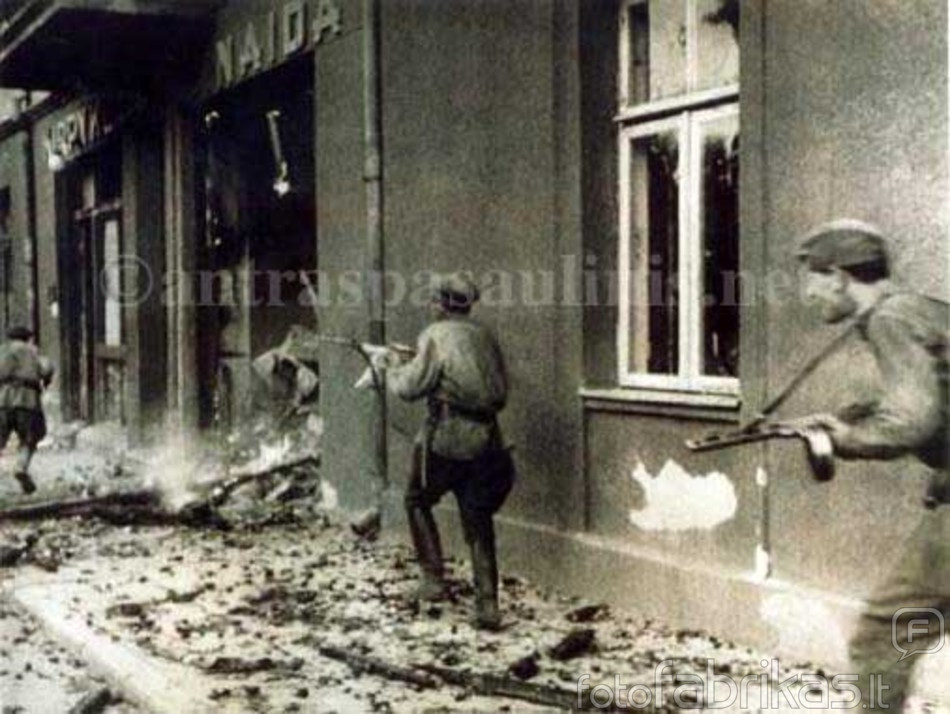 Gatvės mūšis Kaune, 1944.07.31.JPG